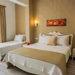 Alacati 716 Hotel