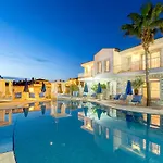 Alaroof Hotel