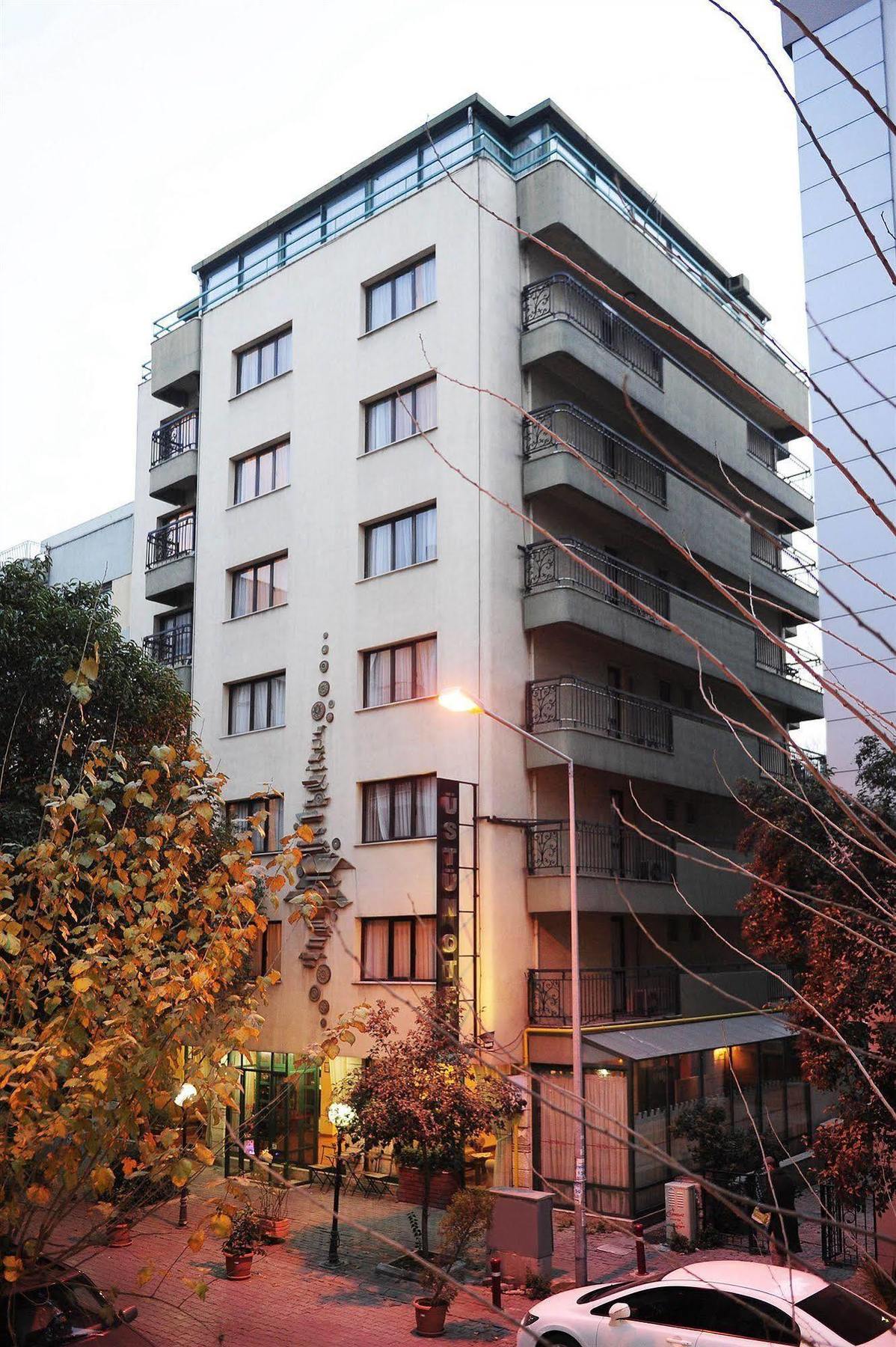 Uestuen Alsancak İzmir