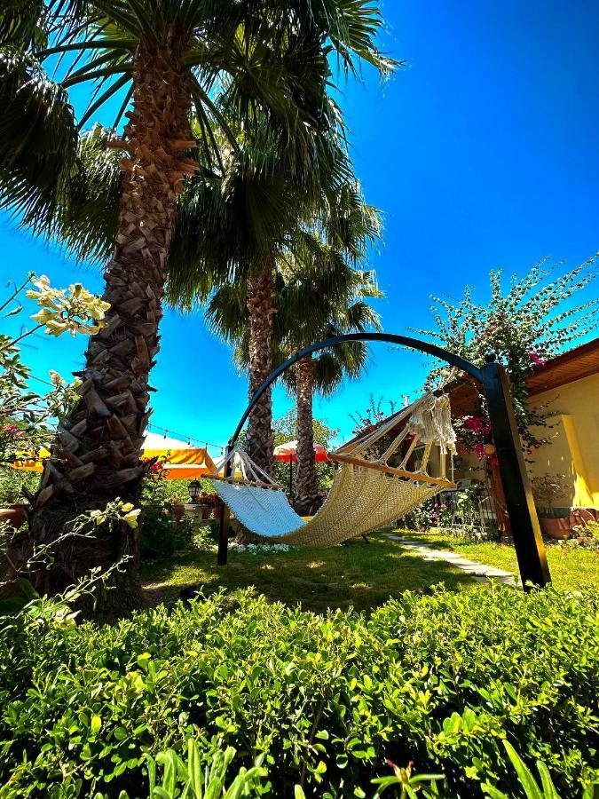 Apartment Three Palms *