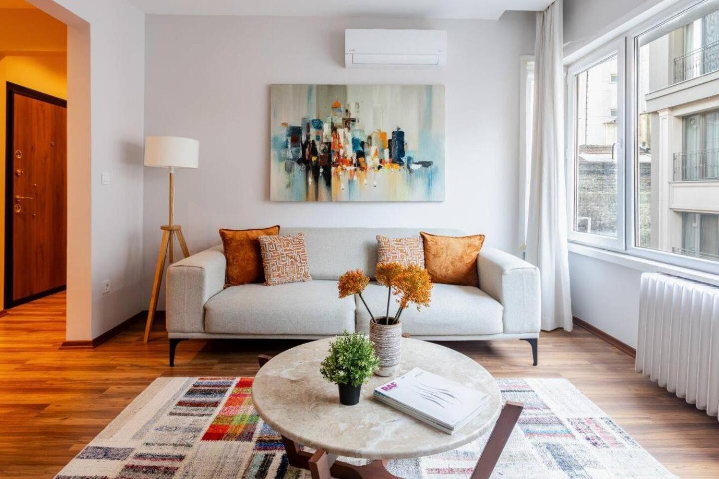 Spacious Modern 4-bed2bath Oasis! #370 Apartment