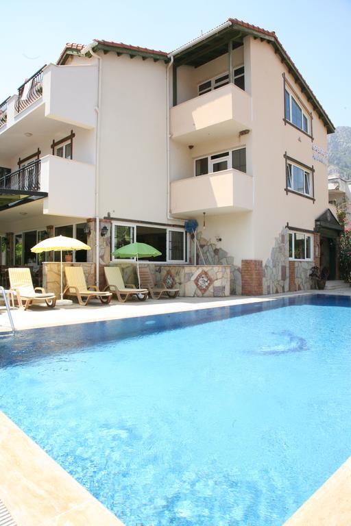 Aparthotel Barbaros 3*