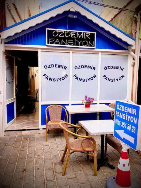 Ozdemir Hotel *