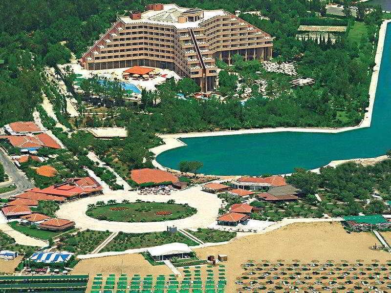 Grand Prestige Hotel 3*