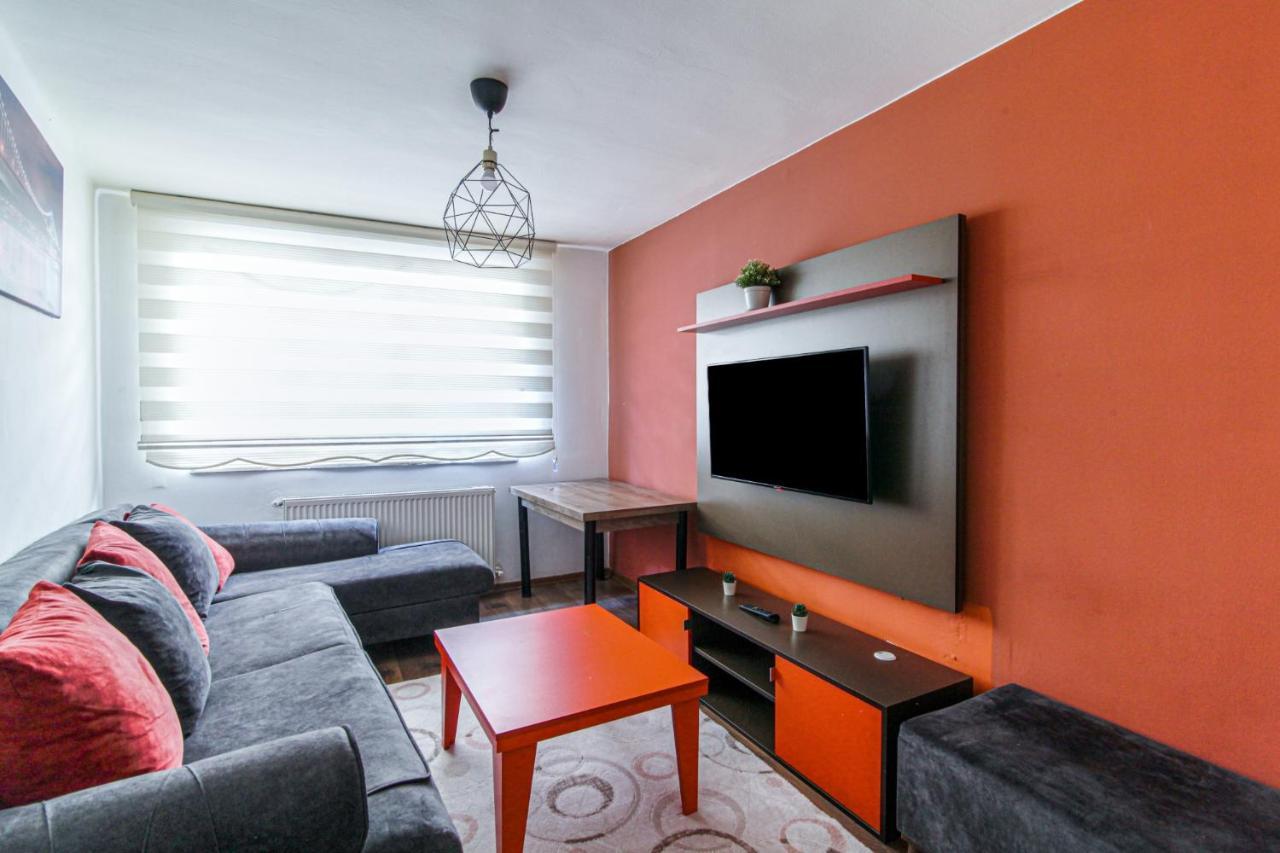 Fully Furnished Stylish Flat In Sisli Apartment