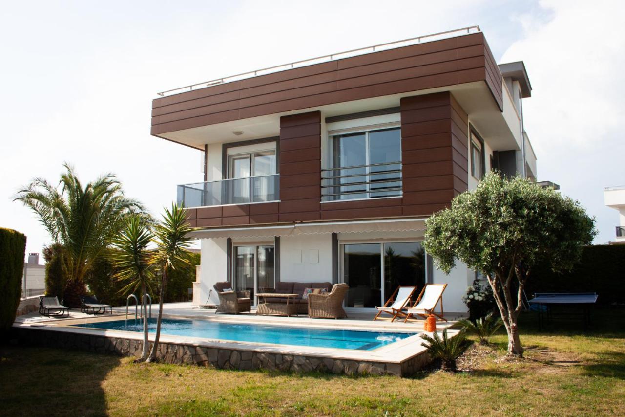 Gorgeous 5br 5ba With Private Pool