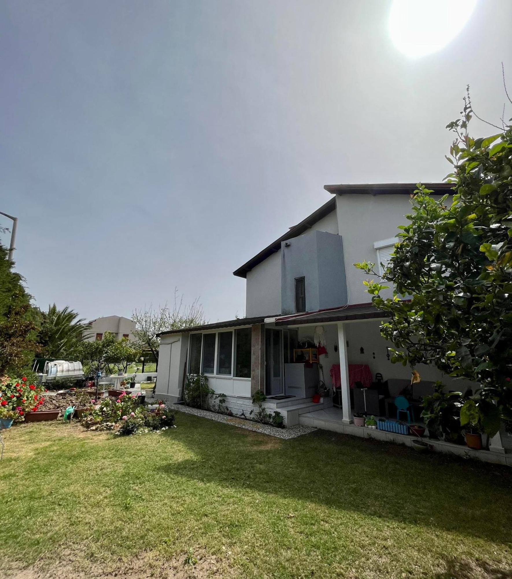 19 Apart Cesme