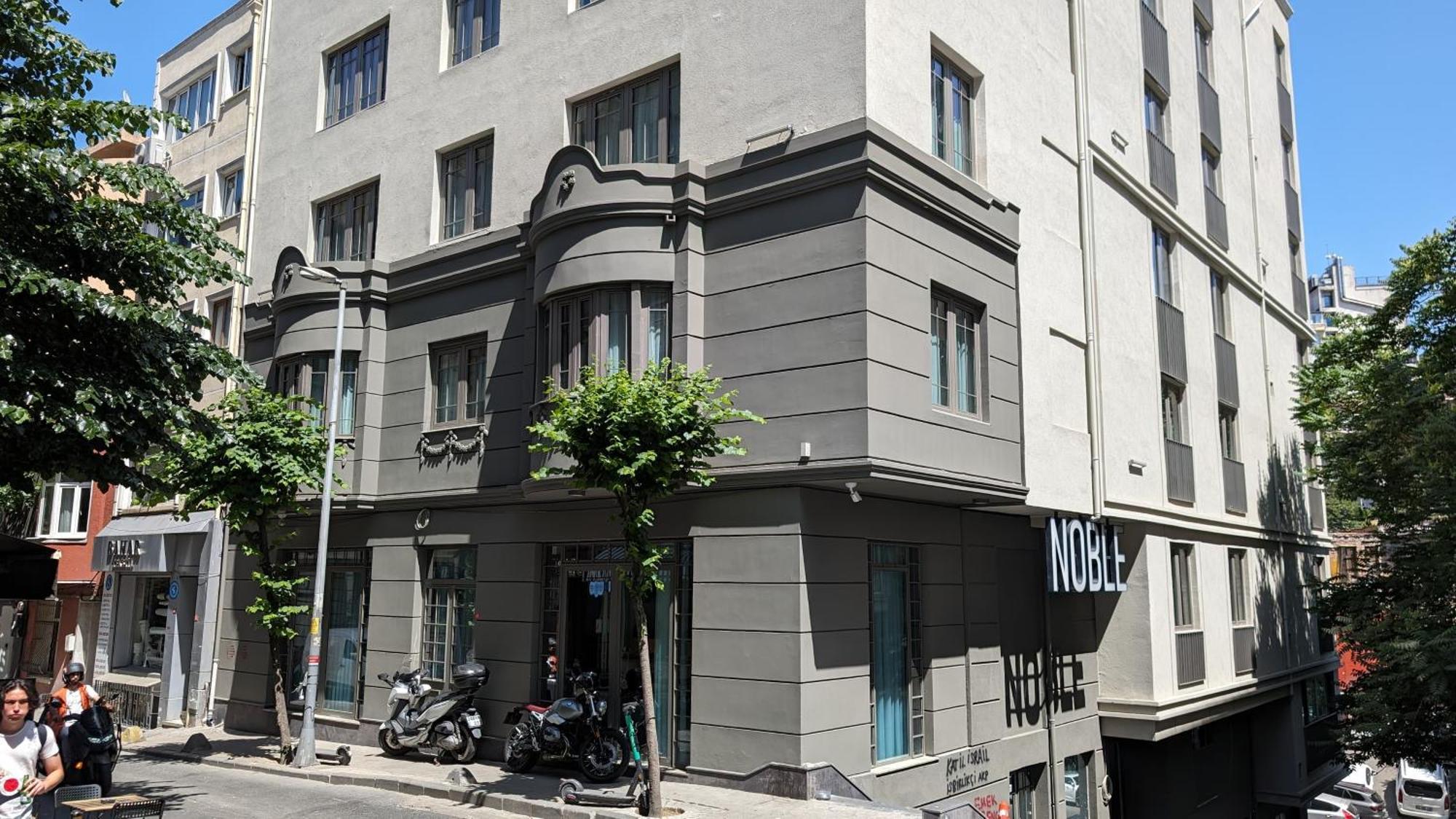 酒店 Noble Pangalti