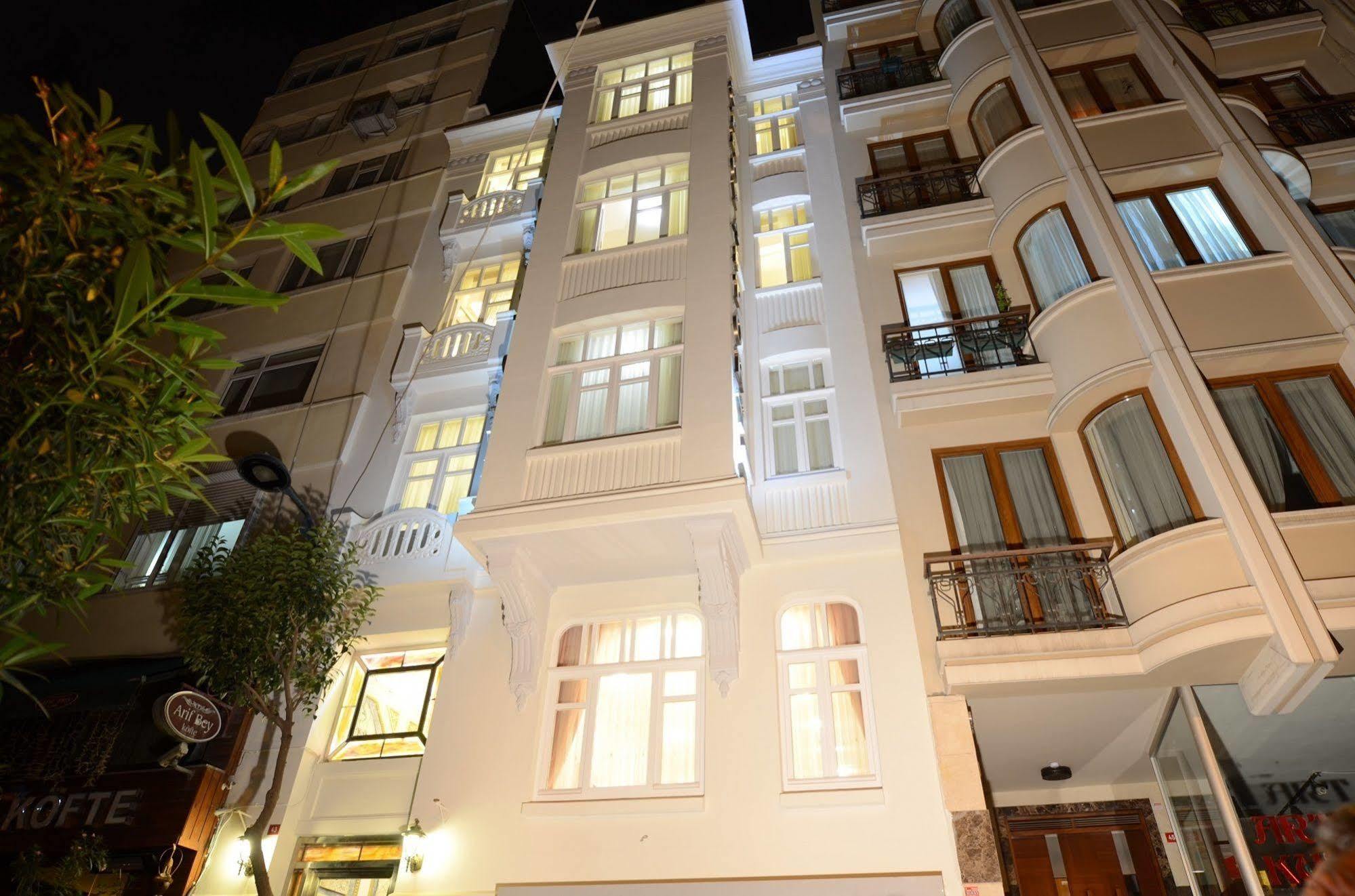 Hotel Ataker Istambul